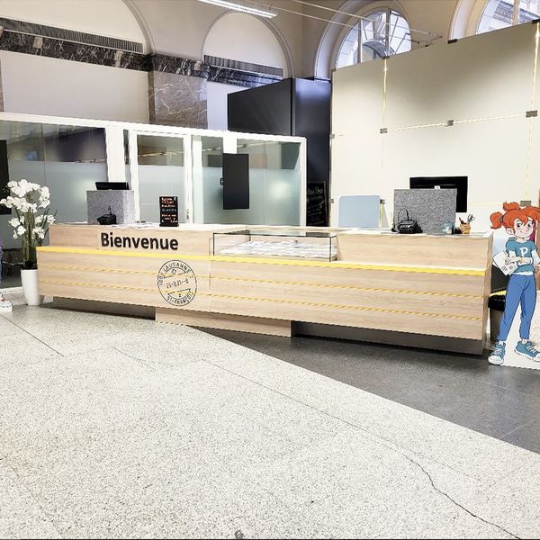 Surface de promotion filiale de la Poste Lausanne 2 St-François