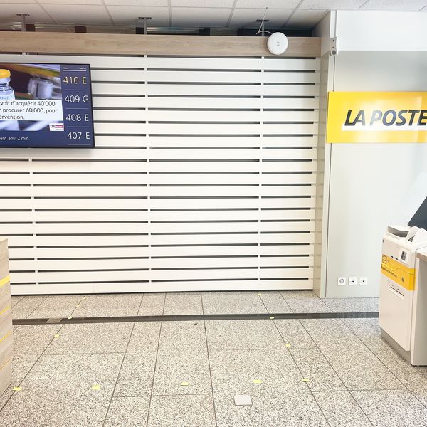 Surface de promotion filiale de la Poste Vevey 1